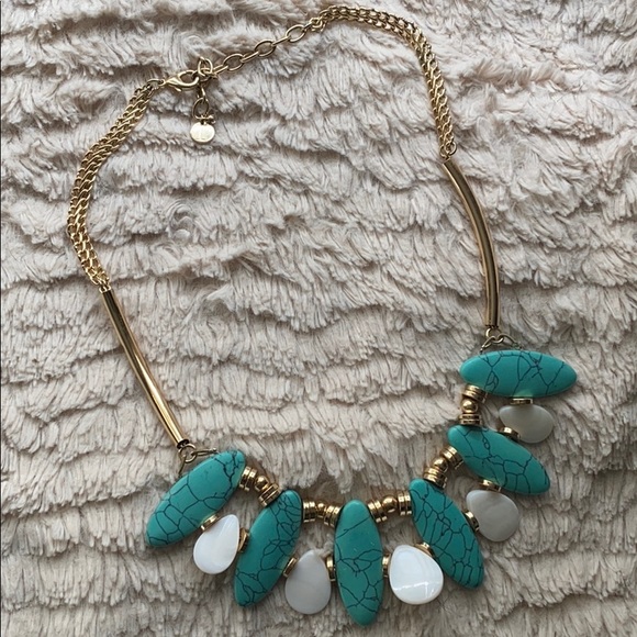 Statement necklace - Picture 4 of 4